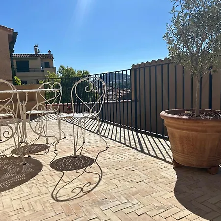 Maison Renovee T3 Avec Balcon Et Climatisation Au Coeur De - Fr-1-309-457