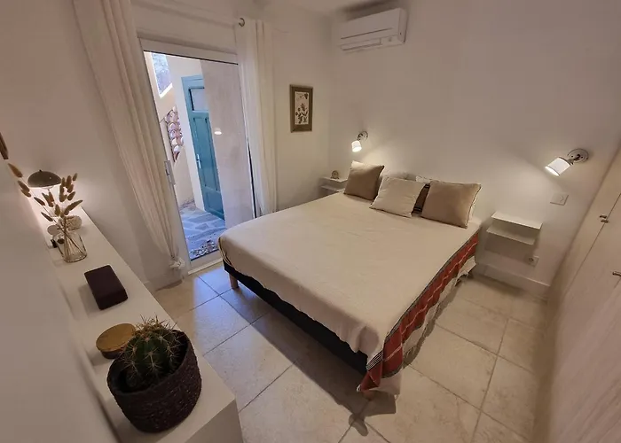 Maison T3 Renovee A Collioure, 2 Chambres, Balcon - Fr-1-309-457